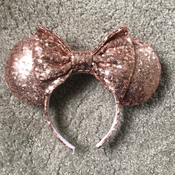 Disney Accessories - Rose Gold Minnie Ears